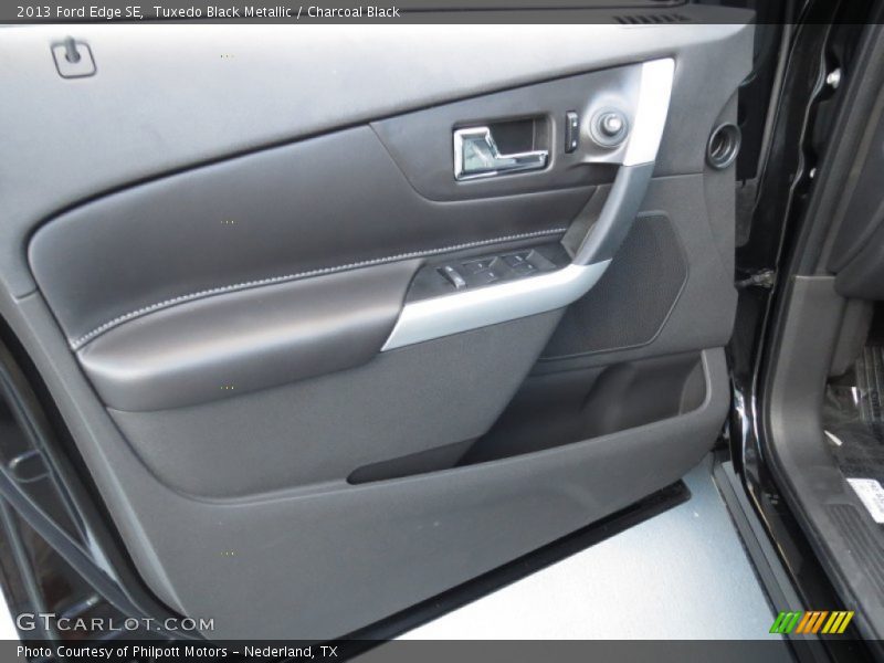 Tuxedo Black Metallic / Charcoal Black 2013 Ford Edge SE
