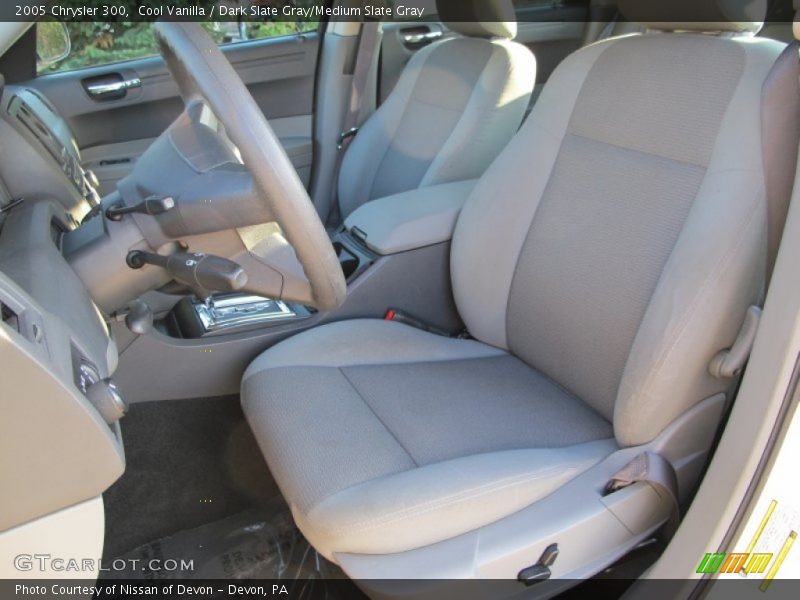 Cool Vanilla / Dark Slate Gray/Medium Slate Gray 2005 Chrysler 300