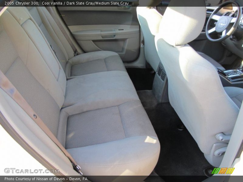 Cool Vanilla / Dark Slate Gray/Medium Slate Gray 2005 Chrysler 300