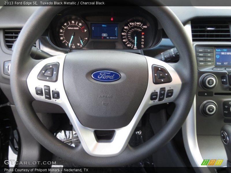 Tuxedo Black Metallic / Charcoal Black 2013 Ford Edge SE