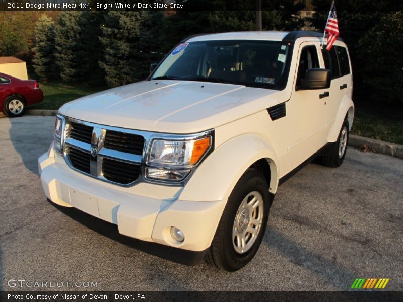 Bright White / Dark Slate Gray 2011 Dodge Nitro Heat 4x4