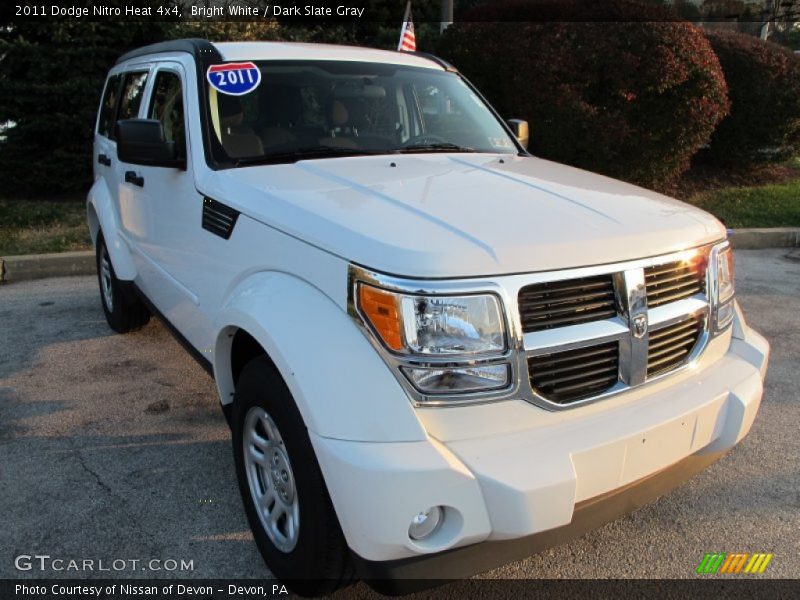 Bright White / Dark Slate Gray 2011 Dodge Nitro Heat 4x4