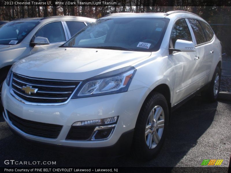 White / Dark Titanium/Light Titanium 2013 Chevrolet Traverse LT