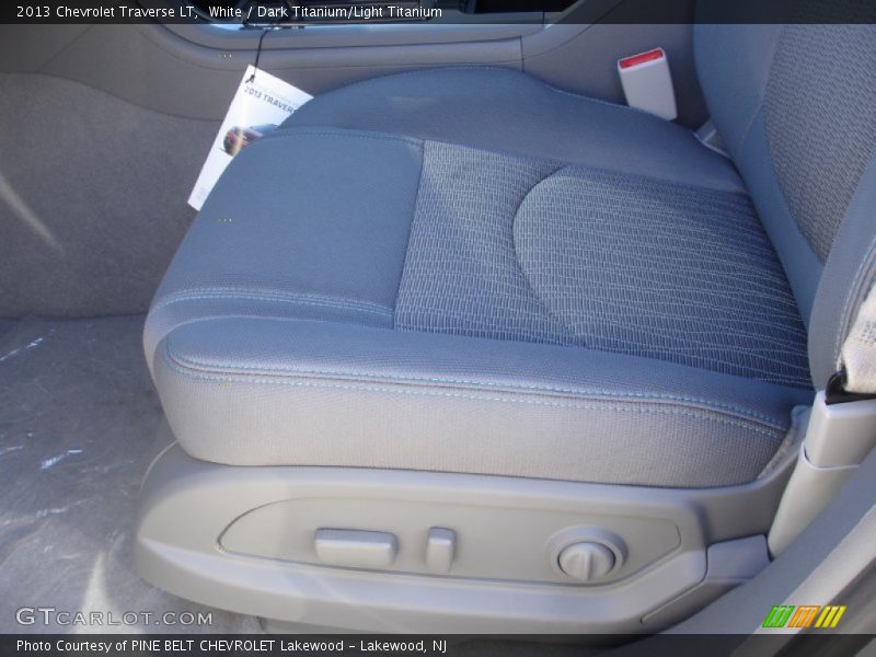 White / Dark Titanium/Light Titanium 2013 Chevrolet Traverse LT