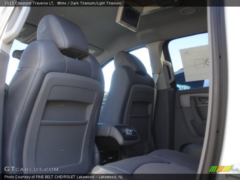 White / Dark Titanium/Light Titanium 2013 Chevrolet Traverse LT