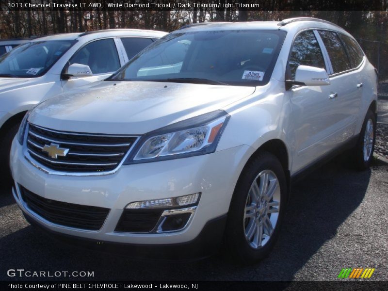 White Diamond Tricoat / Dark Titanium/Light Titanium 2013 Chevrolet Traverse LT AWD