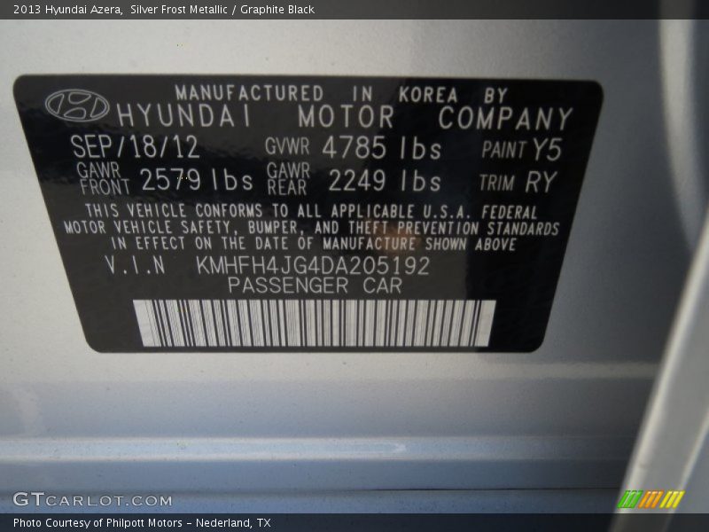 Silver Frost Metallic / Graphite Black 2013 Hyundai Azera