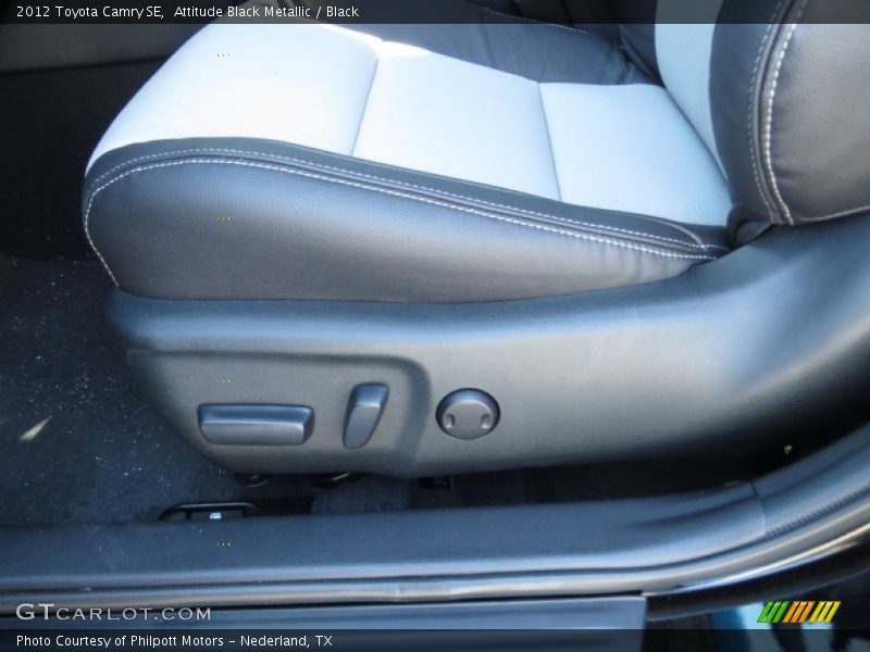 Attitude Black Metallic / Black 2012 Toyota Camry SE