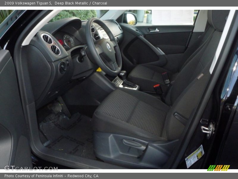 Deep Black Metallic / Charcoal 2009 Volkswagen Tiguan S