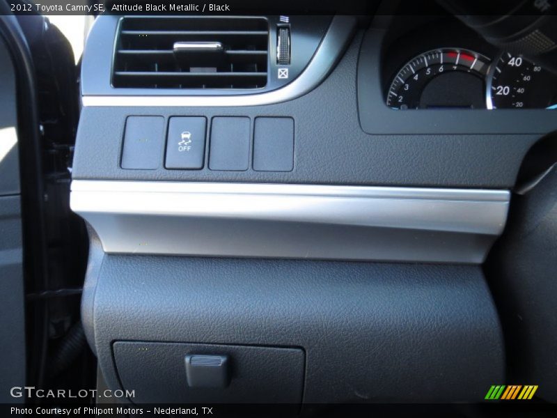 Attitude Black Metallic / Black 2012 Toyota Camry SE