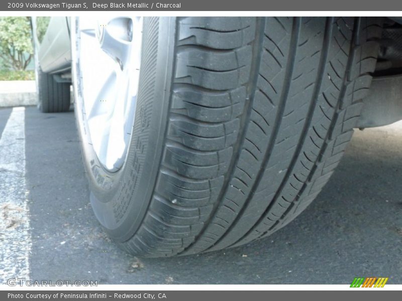 Deep Black Metallic / Charcoal 2009 Volkswagen Tiguan S