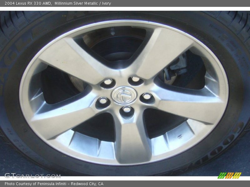 Millinnium Silver Metallic / Ivory 2004 Lexus RX 330 AWD
