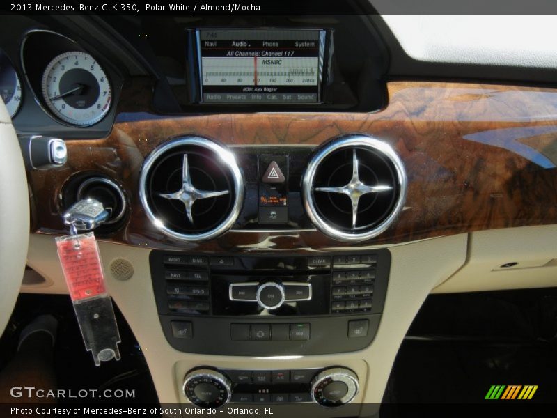 Polar White / Almond/Mocha 2013 Mercedes-Benz GLK 350