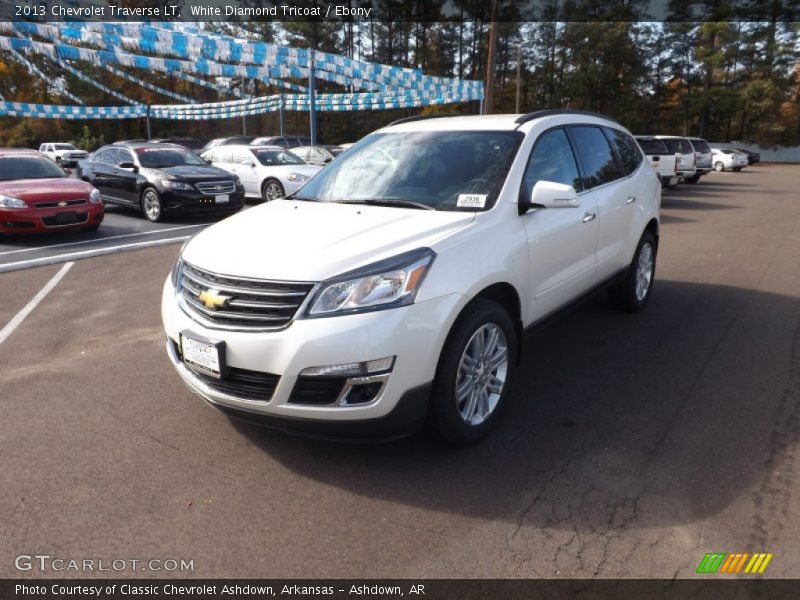 White Diamond Tricoat / Ebony 2013 Chevrolet Traverse LT