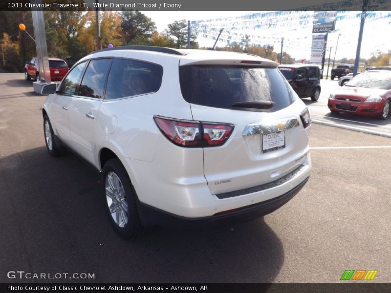 White Diamond Tricoat / Ebony 2013 Chevrolet Traverse LT