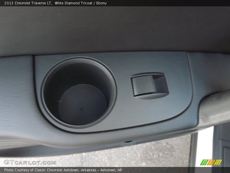 White Diamond Tricoat / Ebony 2013 Chevrolet Traverse LT
