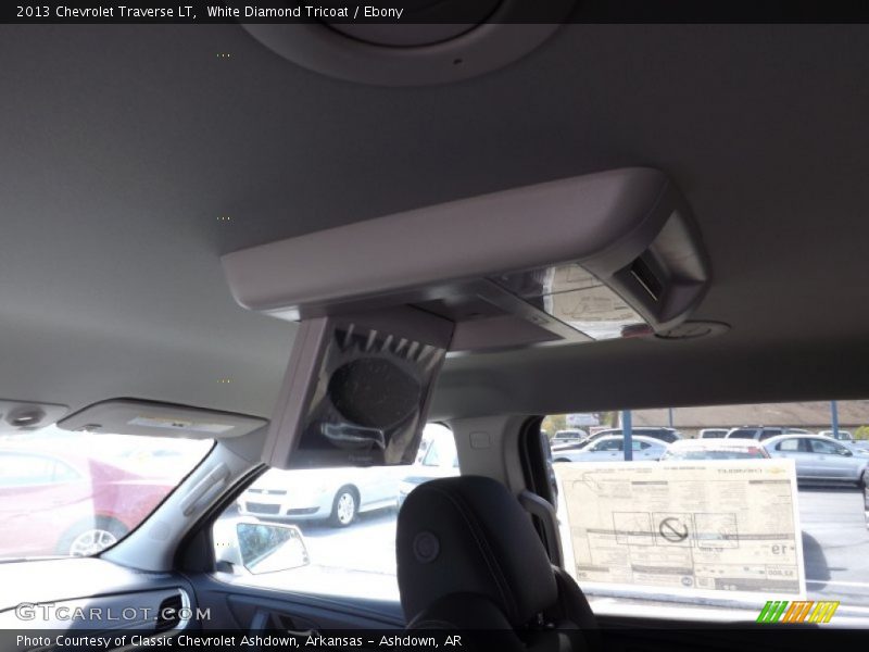 White Diamond Tricoat / Ebony 2013 Chevrolet Traverse LT
