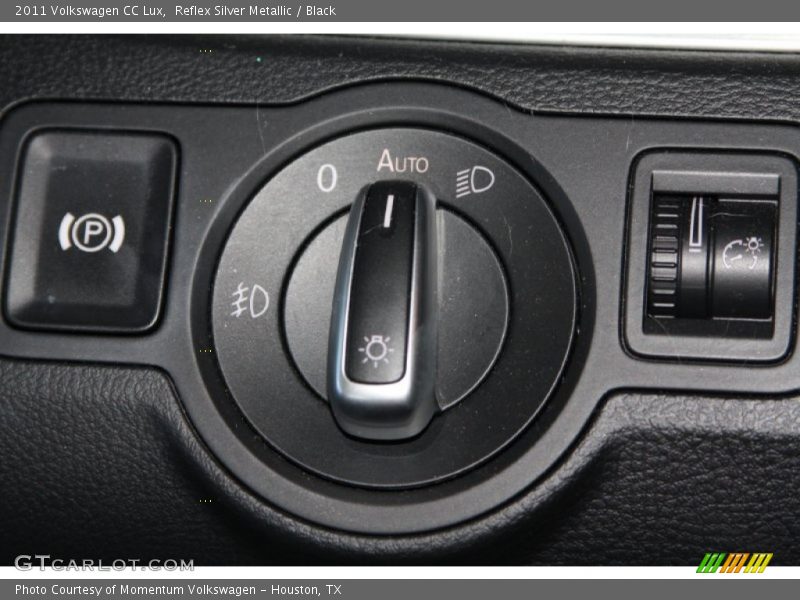 Reflex Silver Metallic / Black 2011 Volkswagen CC Lux