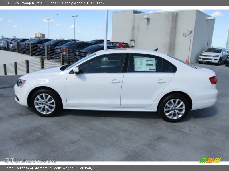 Candy White / Titan Black 2013 Volkswagen Jetta SE Sedan