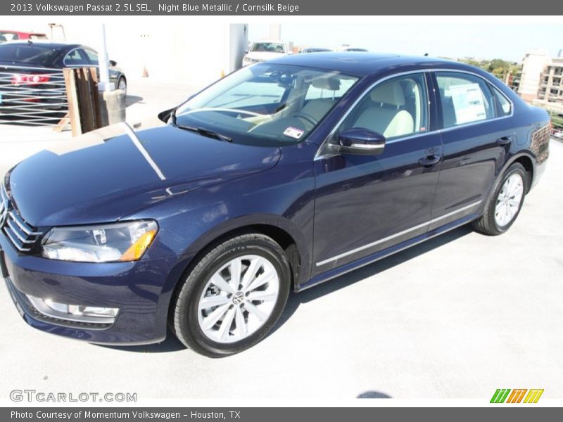 Night Blue Metallic / Cornsilk Beige 2013 Volkswagen Passat 2.5L SEL