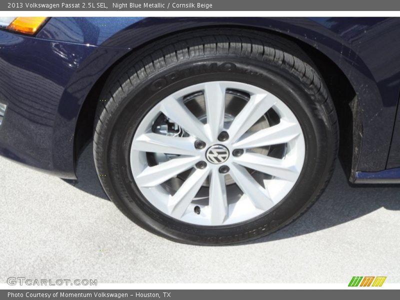 Night Blue Metallic / Cornsilk Beige 2013 Volkswagen Passat 2.5L SEL