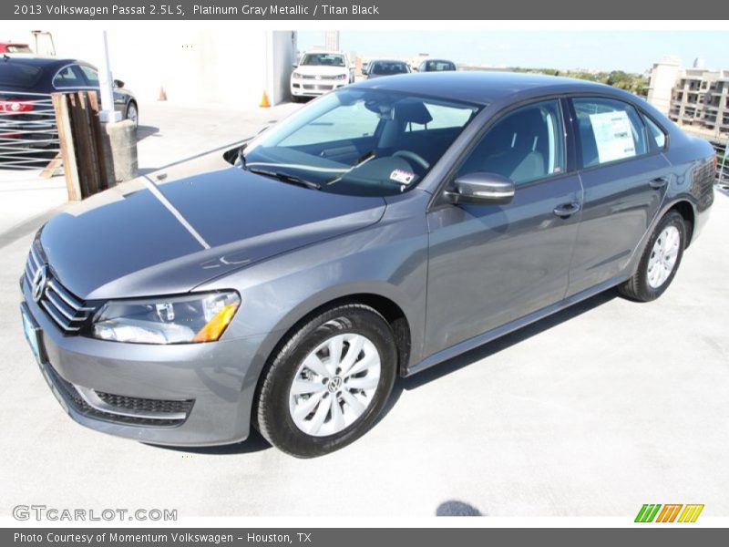 Platinum Gray Metallic / Titan Black 2013 Volkswagen Passat 2.5L S