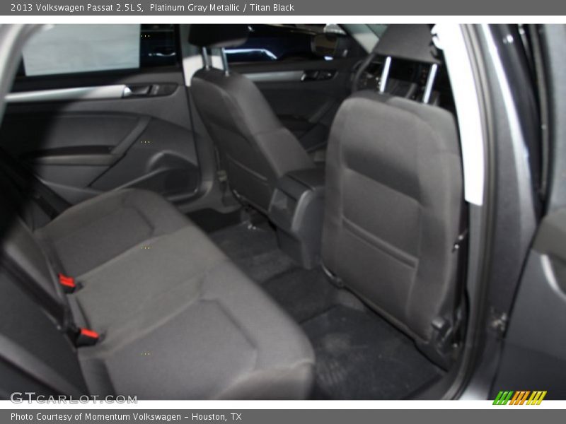 Platinum Gray Metallic / Titan Black 2013 Volkswagen Passat 2.5L S