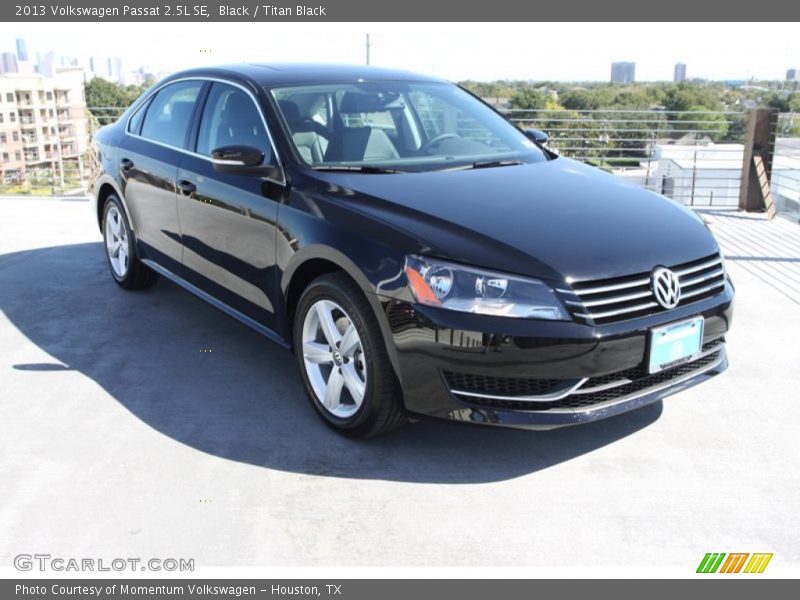 Black / Titan Black 2013 Volkswagen Passat 2.5L SE