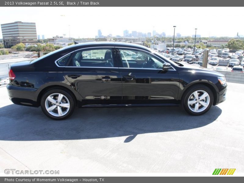 Black / Titan Black 2013 Volkswagen Passat 2.5L SE