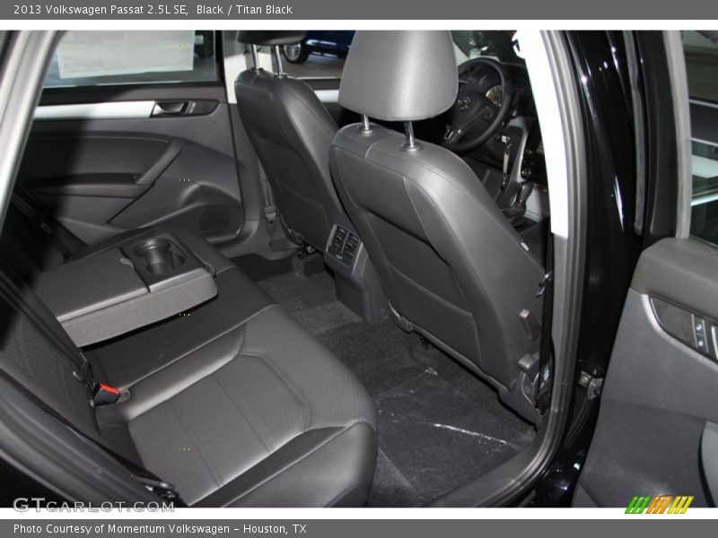 Black / Titan Black 2013 Volkswagen Passat 2.5L SE