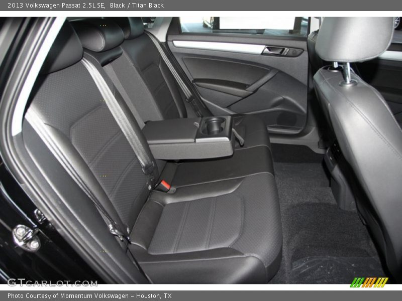 Black / Titan Black 2013 Volkswagen Passat 2.5L SE