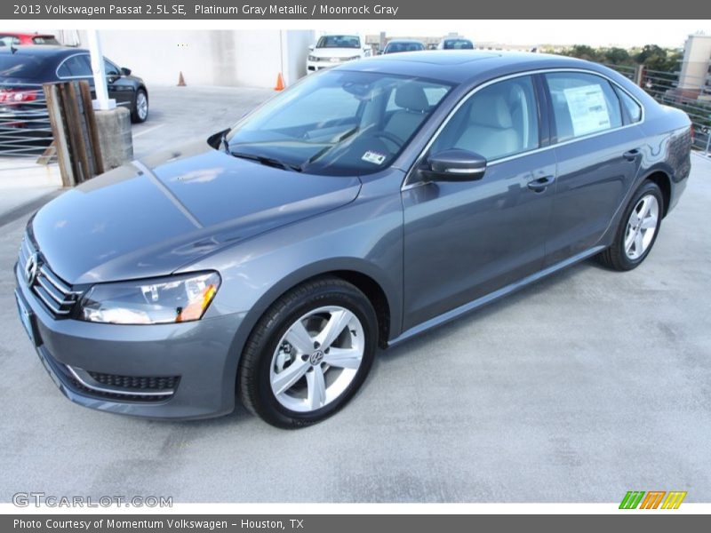 Platinum Gray Metallic / Moonrock Gray 2013 Volkswagen Passat 2.5L SE