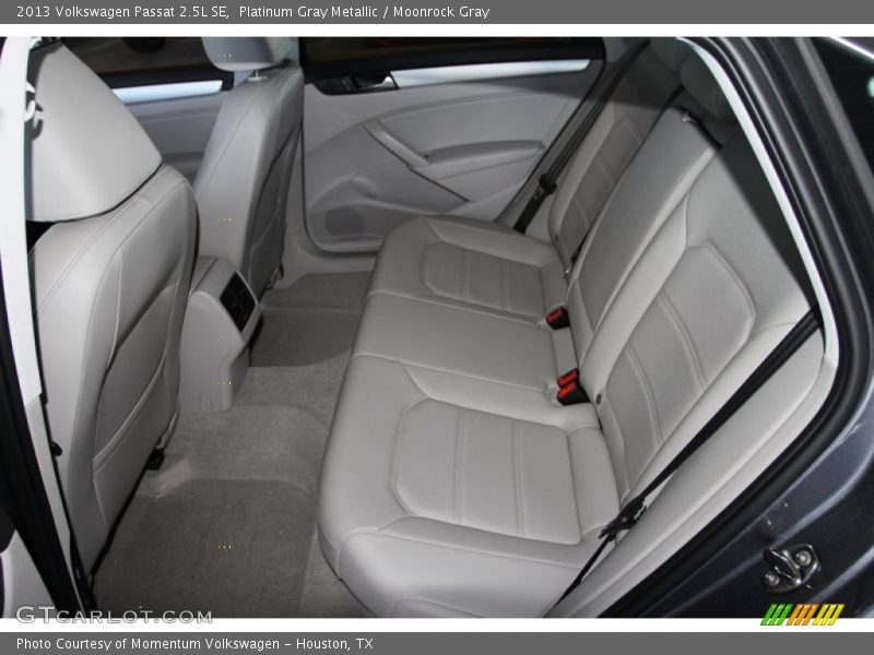 Platinum Gray Metallic / Moonrock Gray 2013 Volkswagen Passat 2.5L SE