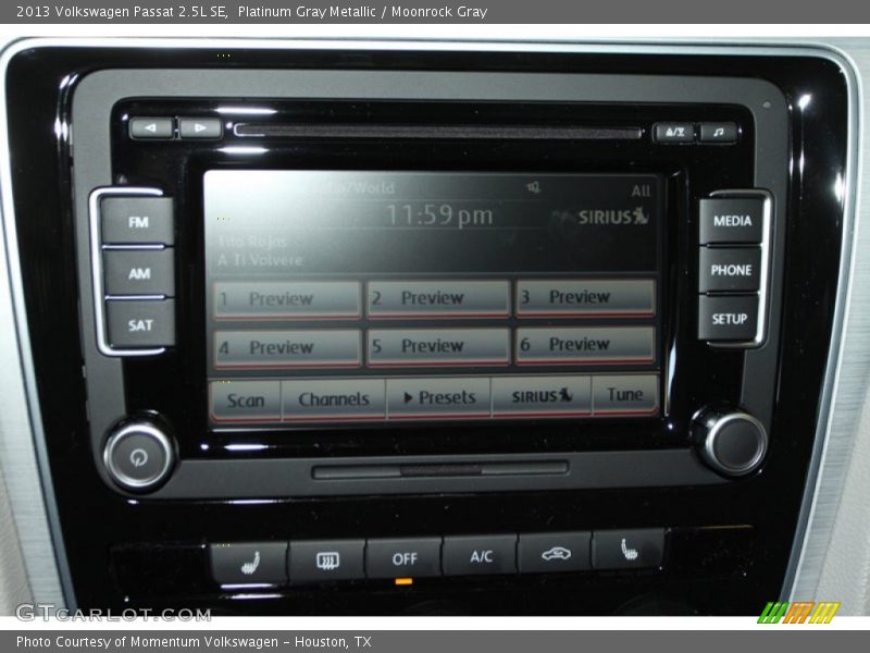 Platinum Gray Metallic / Moonrock Gray 2013 Volkswagen Passat 2.5L SE