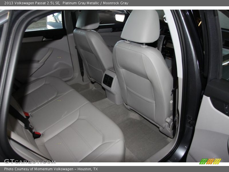 Platinum Gray Metallic / Moonrock Gray 2013 Volkswagen Passat 2.5L SE