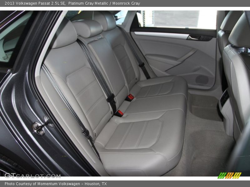 Platinum Gray Metallic / Moonrock Gray 2013 Volkswagen Passat 2.5L SE