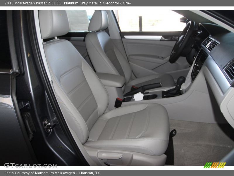Platinum Gray Metallic / Moonrock Gray 2013 Volkswagen Passat 2.5L SE