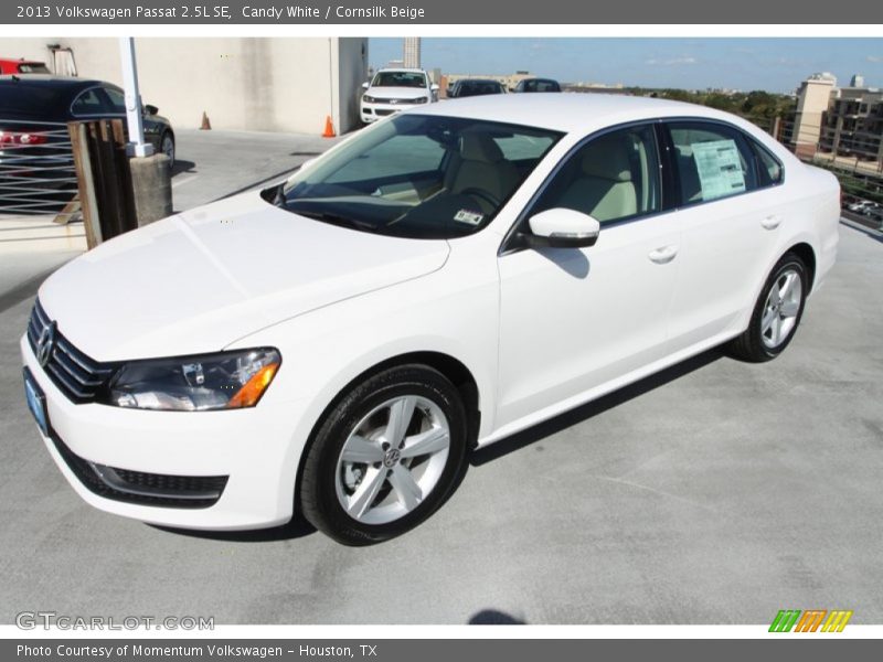 Candy White / Cornsilk Beige 2013 Volkswagen Passat 2.5L SE