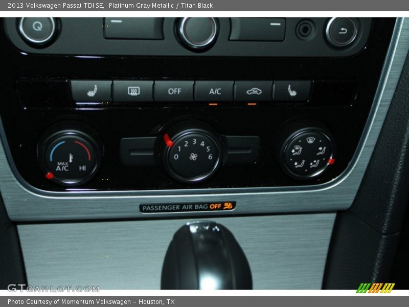 Platinum Gray Metallic / Titan Black 2013 Volkswagen Passat TDI SE