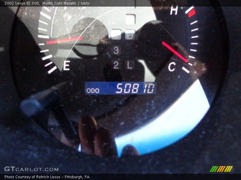 Mystic Gold Metallic / Ivory 2002 Lexus ES 300