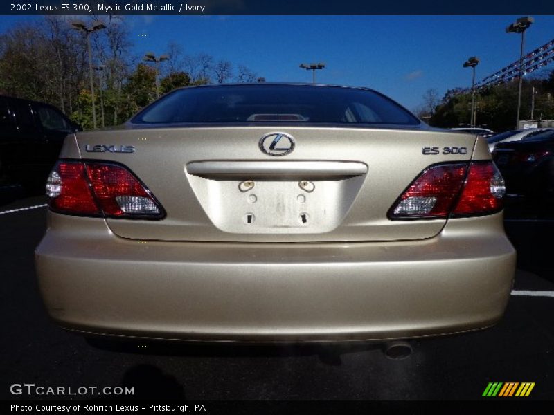 Mystic Gold Metallic / Ivory 2002 Lexus ES 300