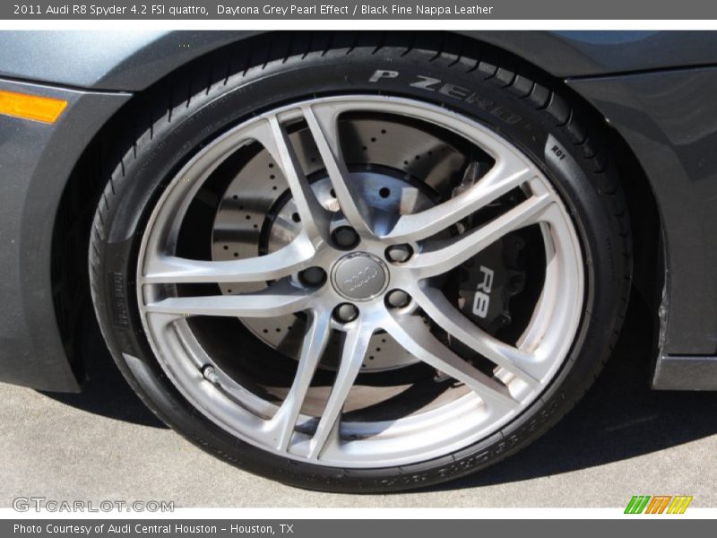  2011 R8 Spyder 4.2 FSI quattro Wheel
