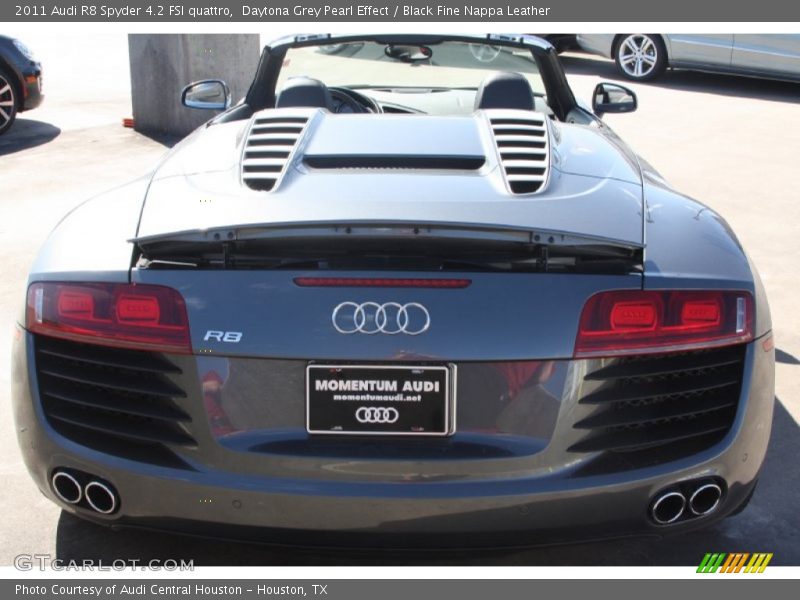 Daytona Grey Pearl Effect / Black Fine Nappa Leather 2011 Audi R8 Spyder 4.2 FSI quattro