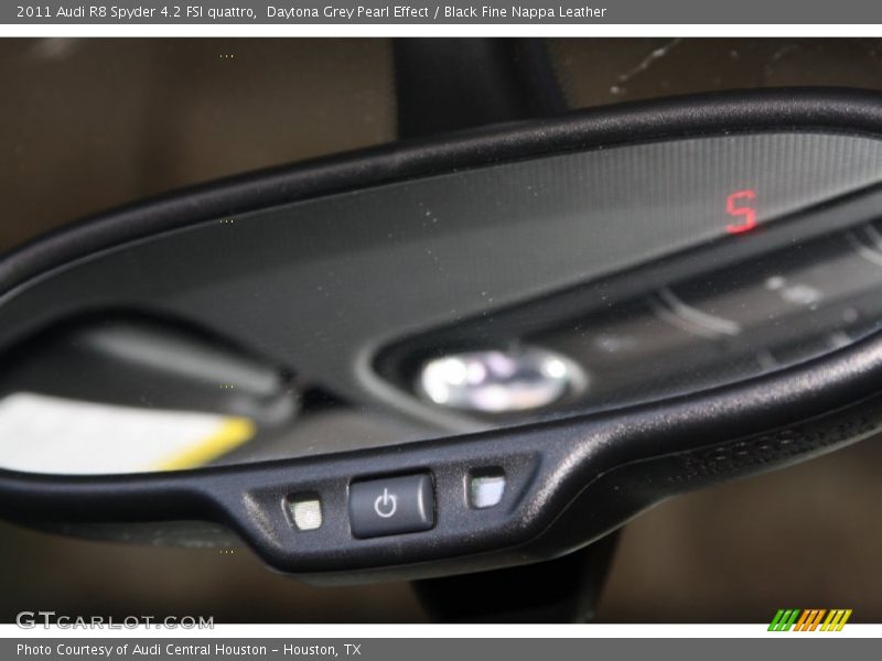 Daytona Grey Pearl Effect / Black Fine Nappa Leather 2011 Audi R8 Spyder 4.2 FSI quattro