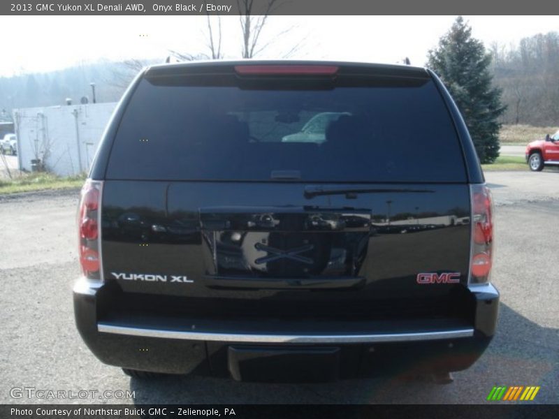 Onyx Black / Ebony 2013 GMC Yukon XL Denali AWD