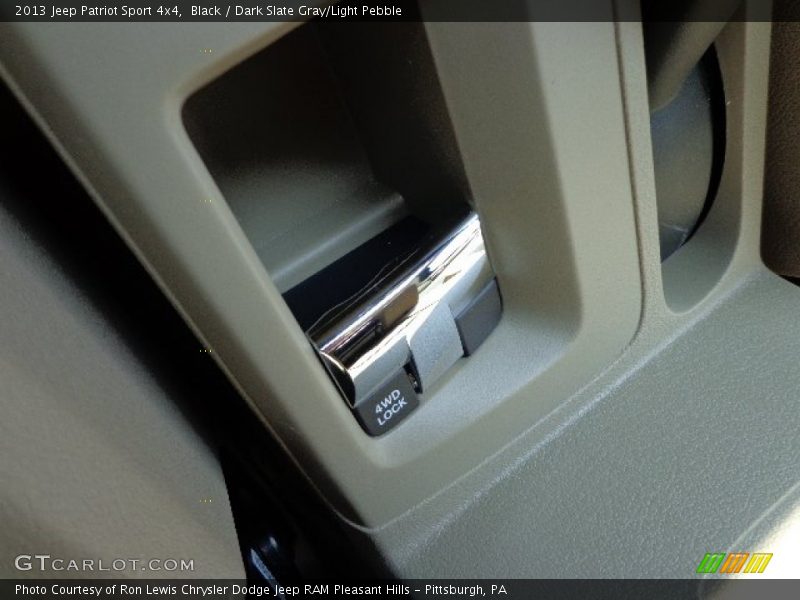 Black / Dark Slate Gray/Light Pebble 2013 Jeep Patriot Sport 4x4