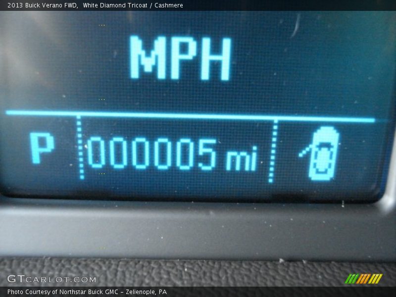 White Diamond Tricoat / Cashmere 2013 Buick Verano FWD