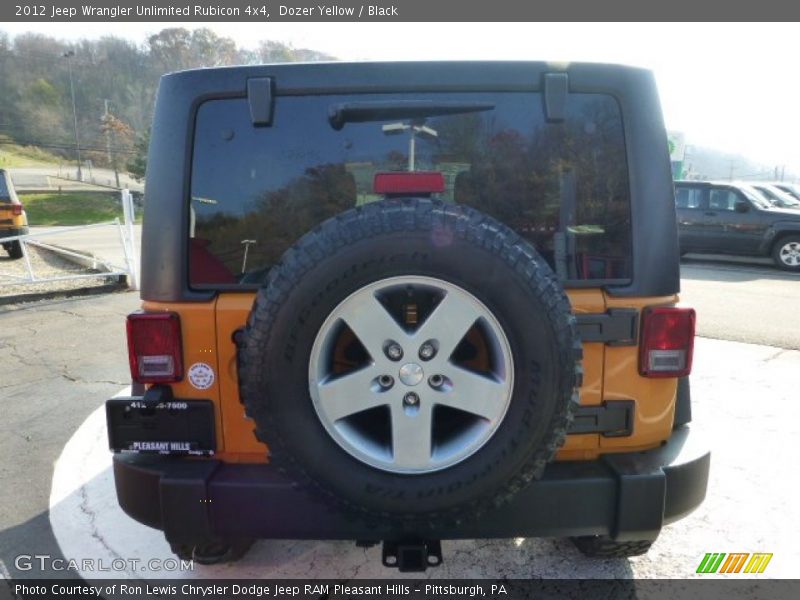 Dozer Yellow / Black 2012 Jeep Wrangler Unlimited Rubicon 4x4