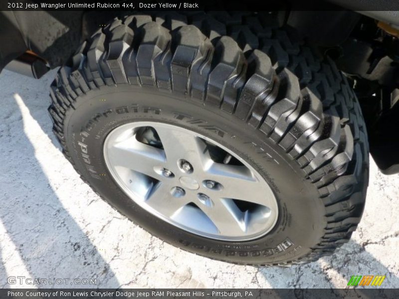 Dozer Yellow / Black 2012 Jeep Wrangler Unlimited Rubicon 4x4