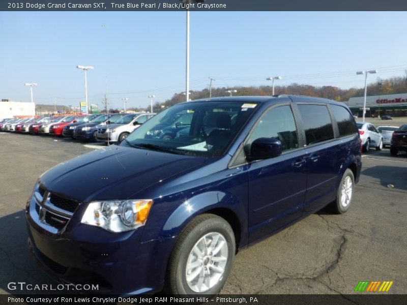 True Blue Pearl / Black/Light Graystone 2013 Dodge Grand Caravan SXT